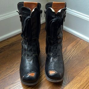 Rovers black and brown lace up boots